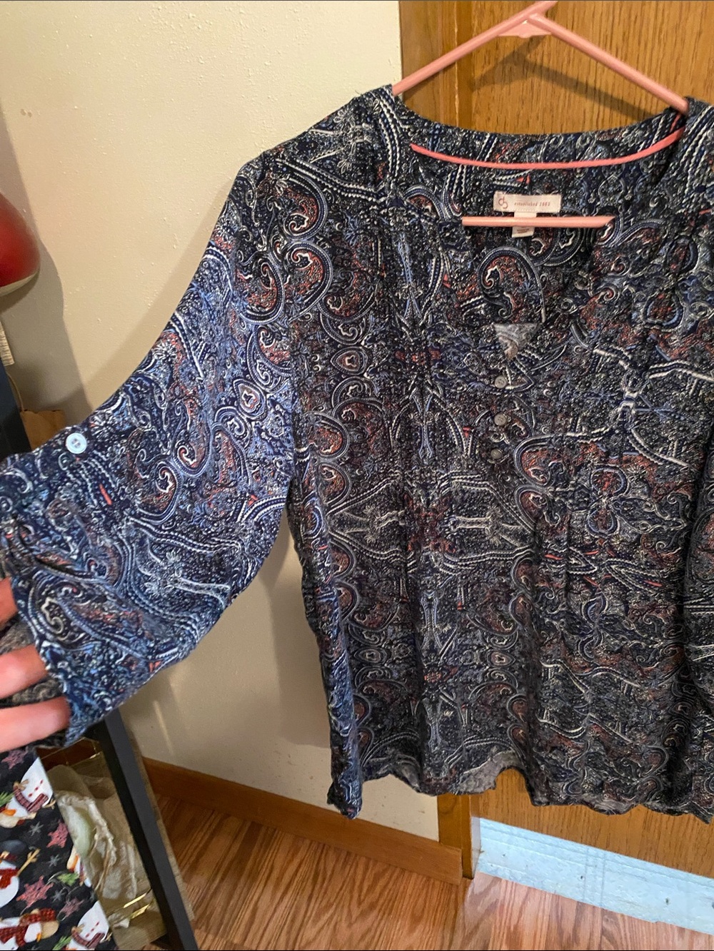 Navy Paisley Henley Tunic with Coral Highlights 1X Flowy Pleated Whimsical